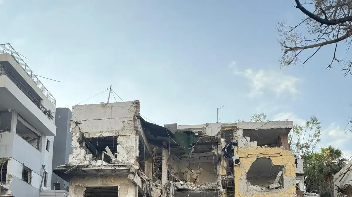 תיעוד ההרס מהטילים האיראנים, תל אביב פינסקר אלנבי תיעוד ההרס מהטילים האיראנים, תל אביב פינסקר אלנבי