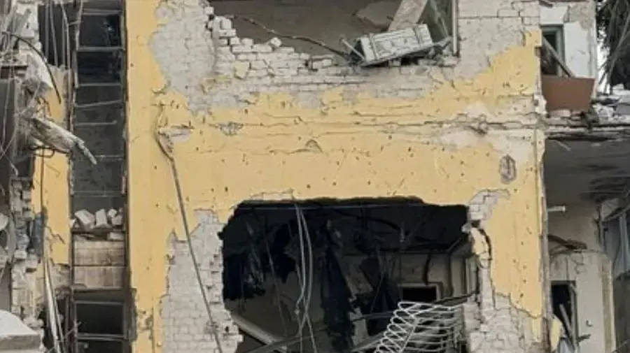 תיעוד ההרס מהטילים האיראנים, תל אביב פינסקר אלנבי תיעוד ההרס מהטילים האיראנים, תל אביב פינסקר אלנבי