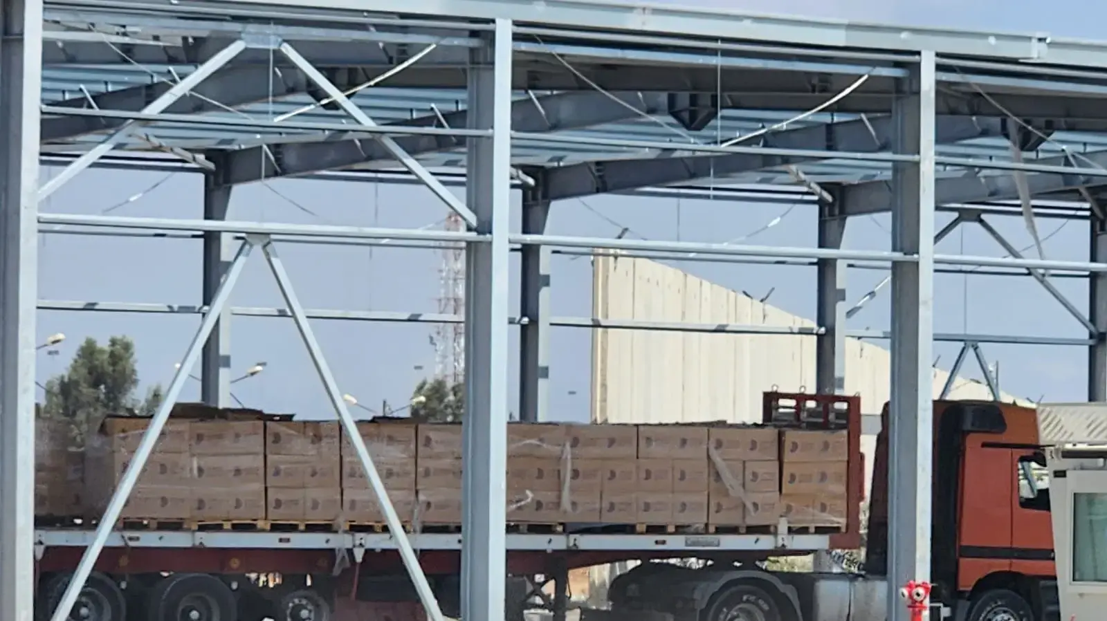 משרד הביטחון מרחיב את מעבר כרם שלום בין היתר במסגרת היערכות לתהליך הגירה מרצון