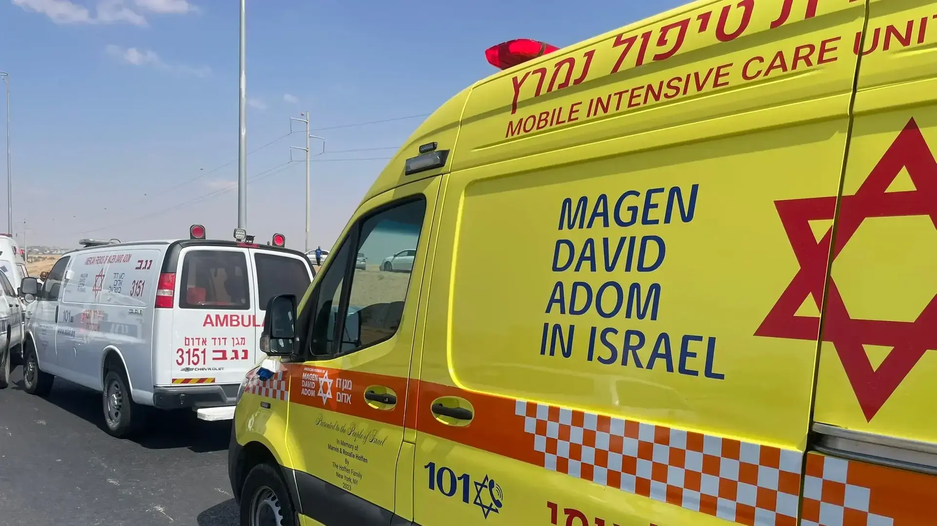 אמבולנס בזירת הירי בצומת שוקת