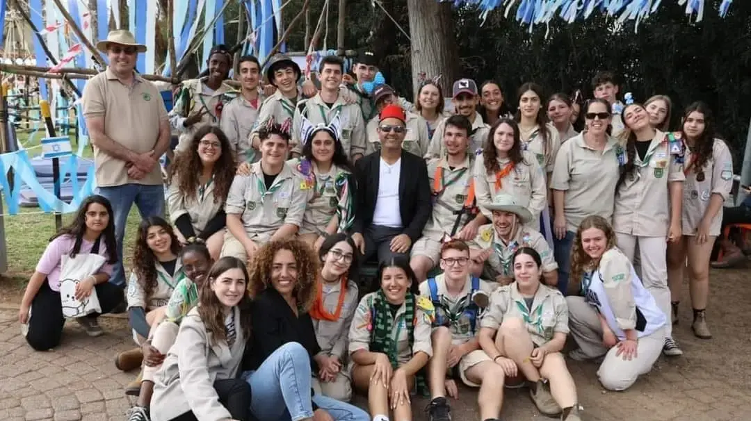 ראש שבט צופים בחדרה, ניר בן צבי, הודח מתפקידו לאחר שמתח ביקורת על שר החינוך יואב קיש ראש שבט צופים בחדרה, ניר בן צבי, הודח מתפקידו לאחר שמתח ביקורת על שר החינוך יואב קיש