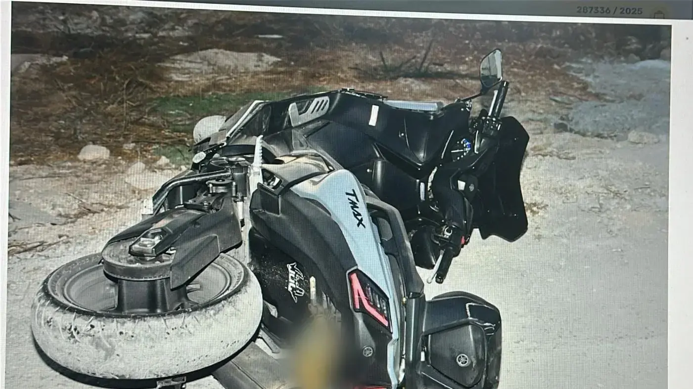
נעצר במיטת הטיפולים בבית החולים לאחר שירה למוות בתאופיק אבו לשין לאור יום, התנגש ברכב ונפצע.