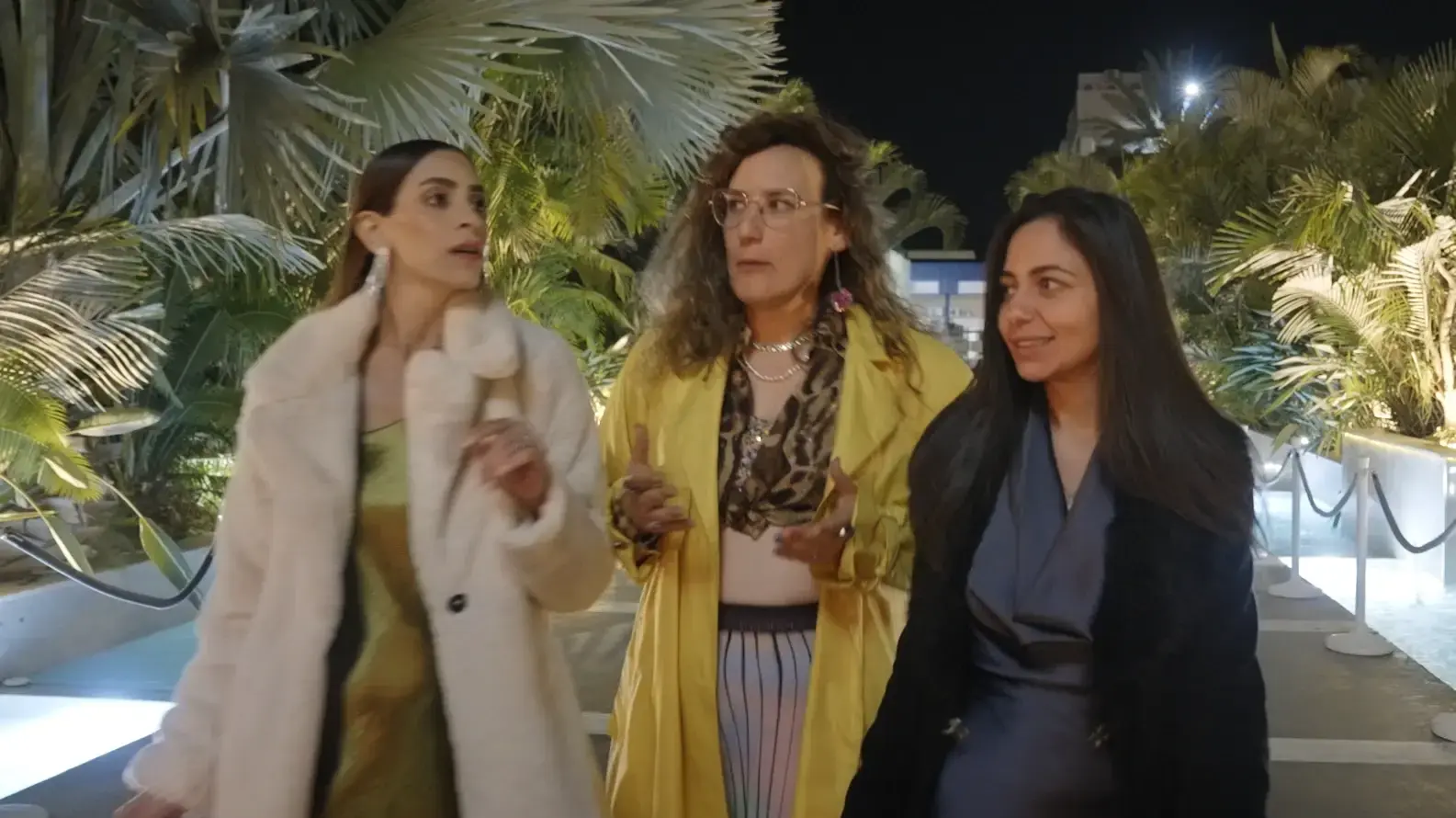 מתוך "ארבע חתונות" מתוך "ארבע חתונות"