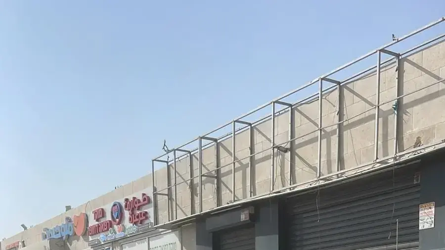 ילדה שהובאה למרפאה מקומית בערערה בנגב, לאחר ששהתה זמן ממושך ברכב סגור ילדה שהובאה למרפאה מקומית בערערה בנגב, לאחר ששהתה זמן ממושך ברכב סגור