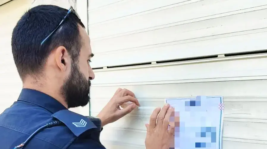 מפקד מחוז צפון חתם על צו סגירה לחנות תכשיטים לאחר שבמקום נתפסו אלפי כדורי אקסטזי וסמים נוספים בפעילות שוטרי המחוז הצפוני. 19 באוגוסט 2025