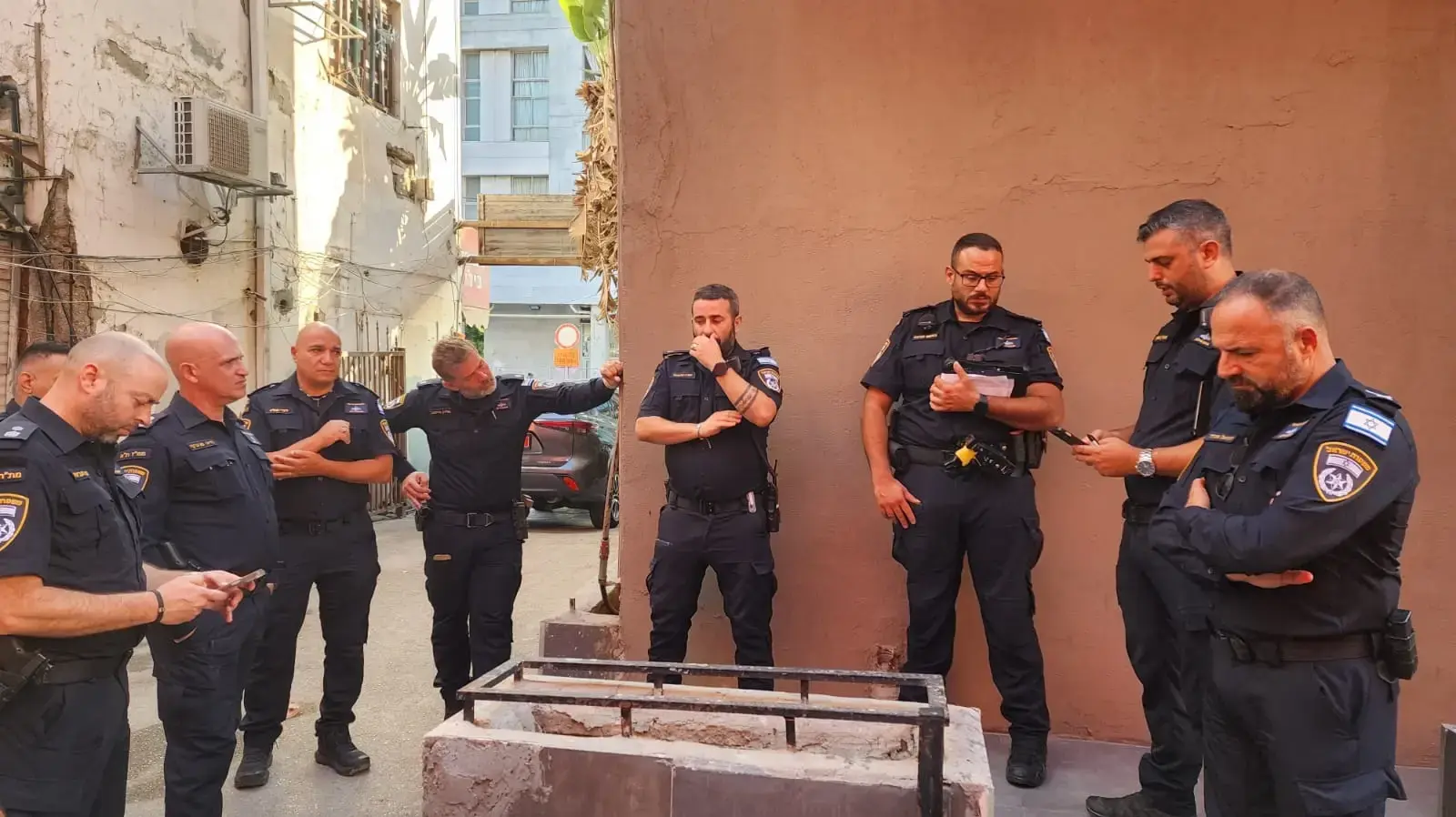 הזירה בה נמצא המנוח, גבר בשנות ה40 לחייו, רחוב לוינסקי תל אביב, 3 אוגוסט 2025 הזירה בה נמצא המנוח, גבר בשנות ה40 לחייו, רחוב לוינסקי תל אביב, 3 אוגוסט 2025