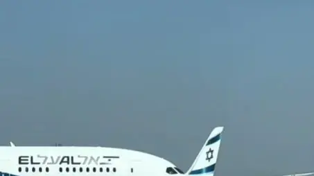 קויק: מטוס של אל על לפני המראה