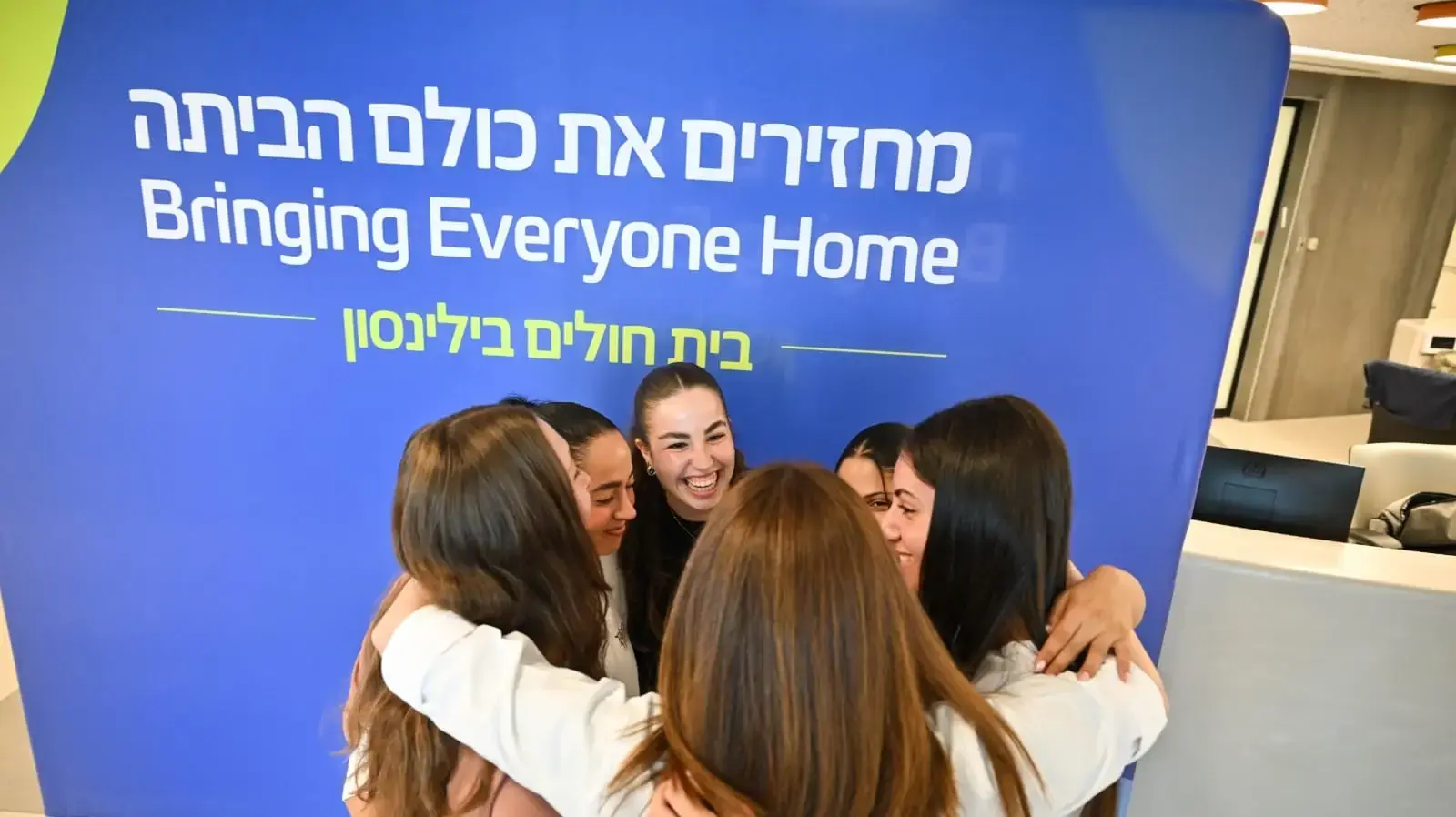 חמשת התצפיתניות בסיום השיקום חמשת התצפיתניות בסיום השיקום