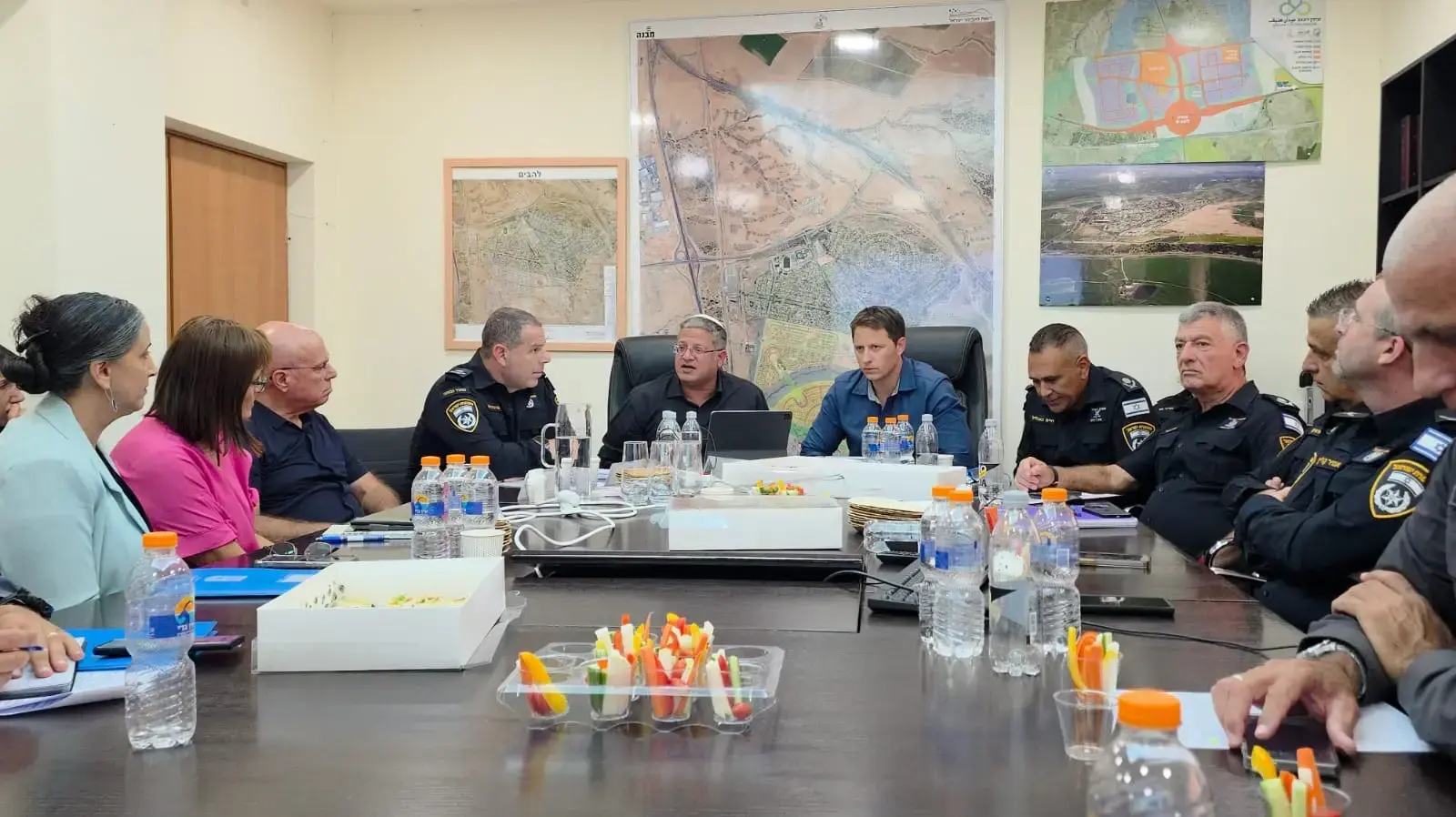 בן גביר וראש מועצת להבים אלעד ארזי