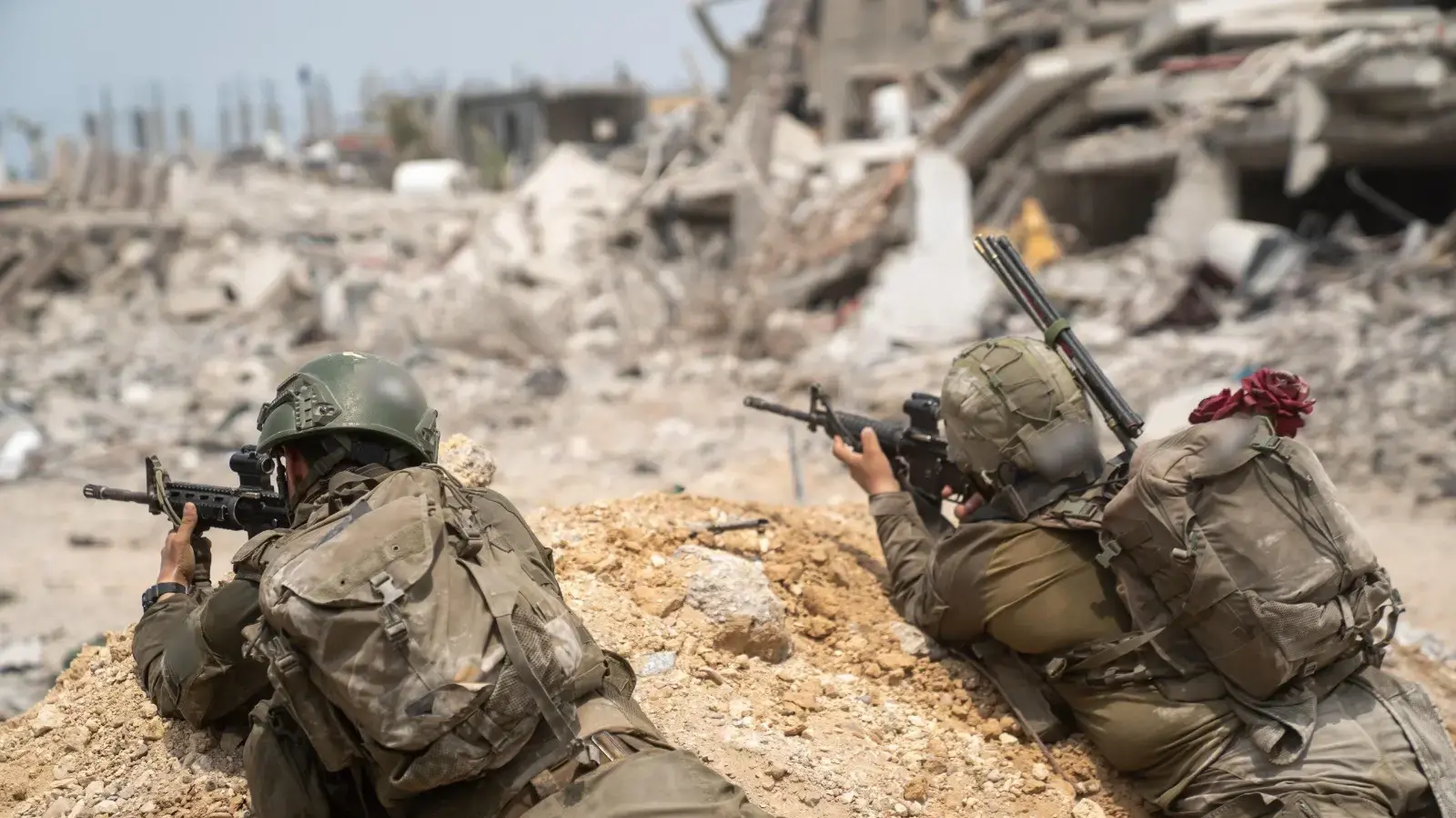 פעילות כוחות צוות הקרב של חטיבת כפיר בדרום חאן יונס. פעילות כוחות צוות הקרב של חטיבת כפיר בדרום חאן יונס.