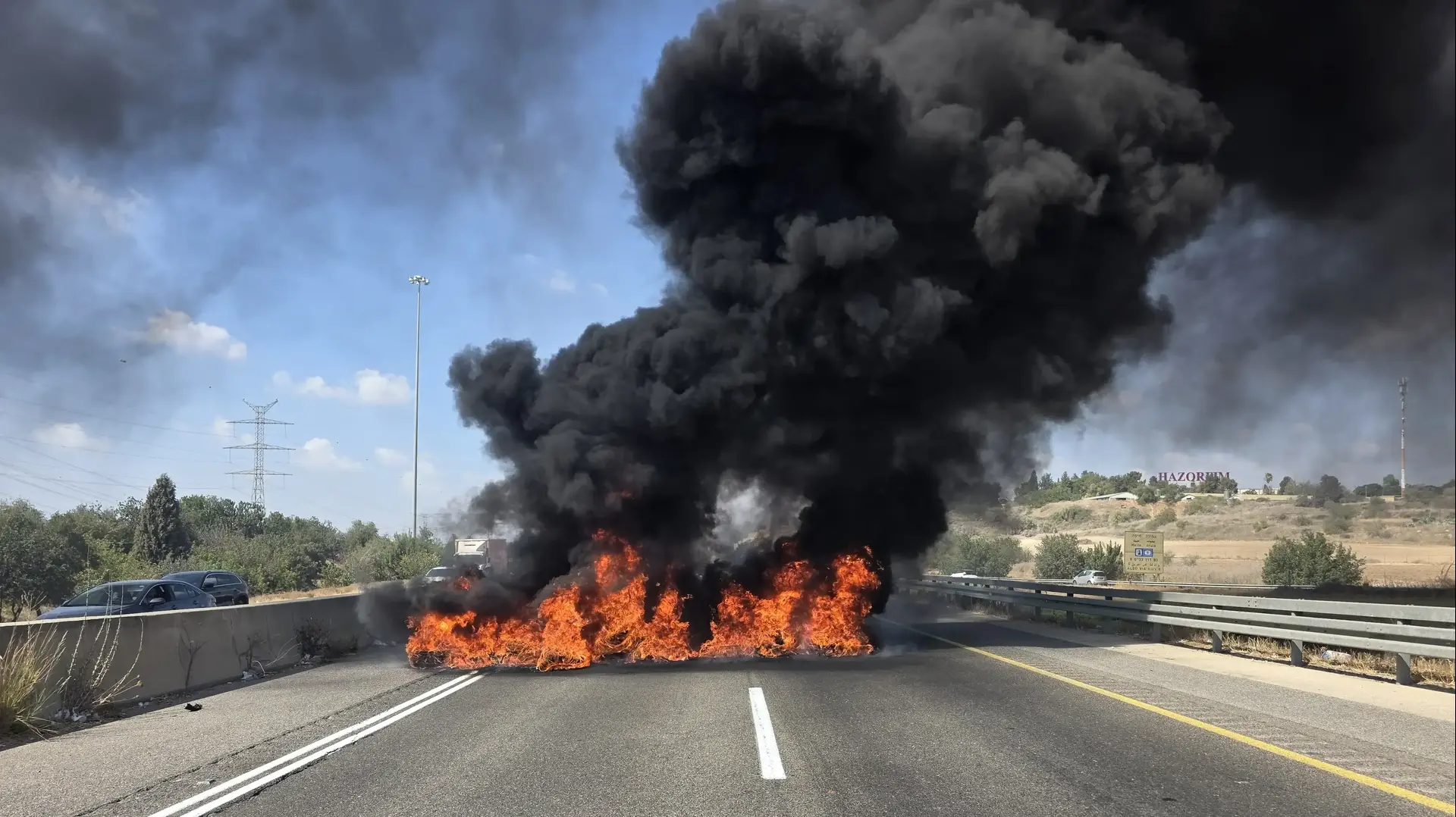 מחלף דניאל חסום בעקבות מחאה, 26 באוגוסט 2025 מחלף דניאל חסום בעקבות מחאה, 26 באוגוסט 2025