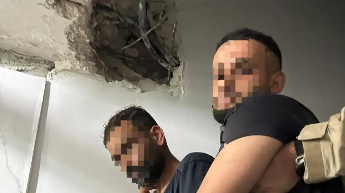 רגע המעצר של שני השב"חים שנמלטו באשדוד. 5 בספטמבר 2025 רגע המעצר של שני השב"חים שנמלטו באשדוד. 5 בספטמבר 2025