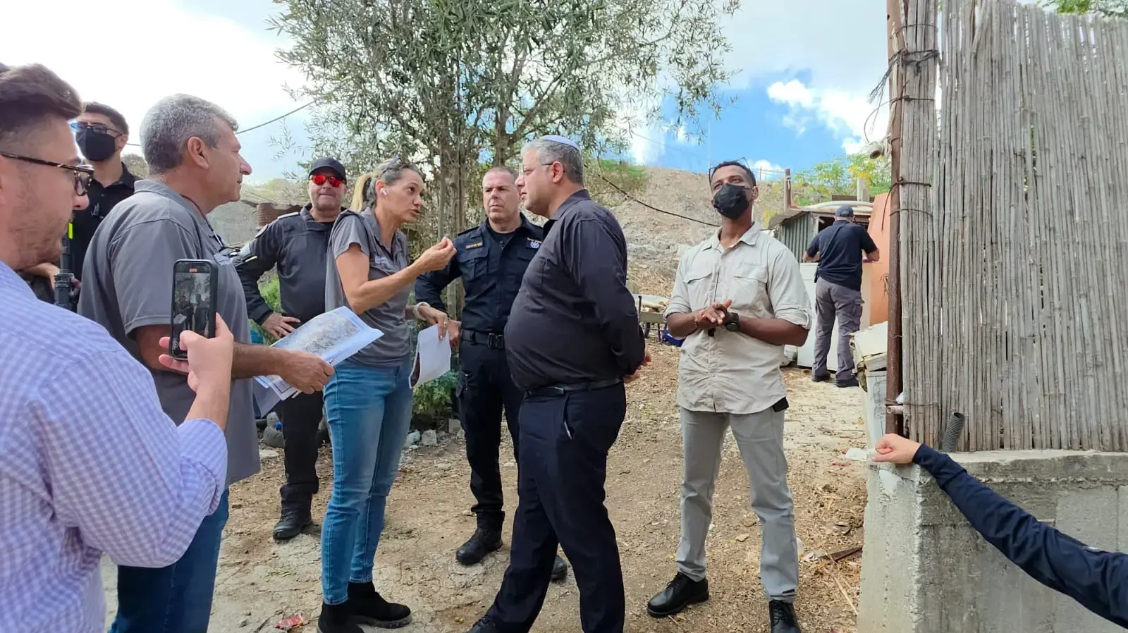 השר לביטחון לאומי איתמר בן גביר במבצע אכיפה נגד פלישות לקרקע באום אל פחם