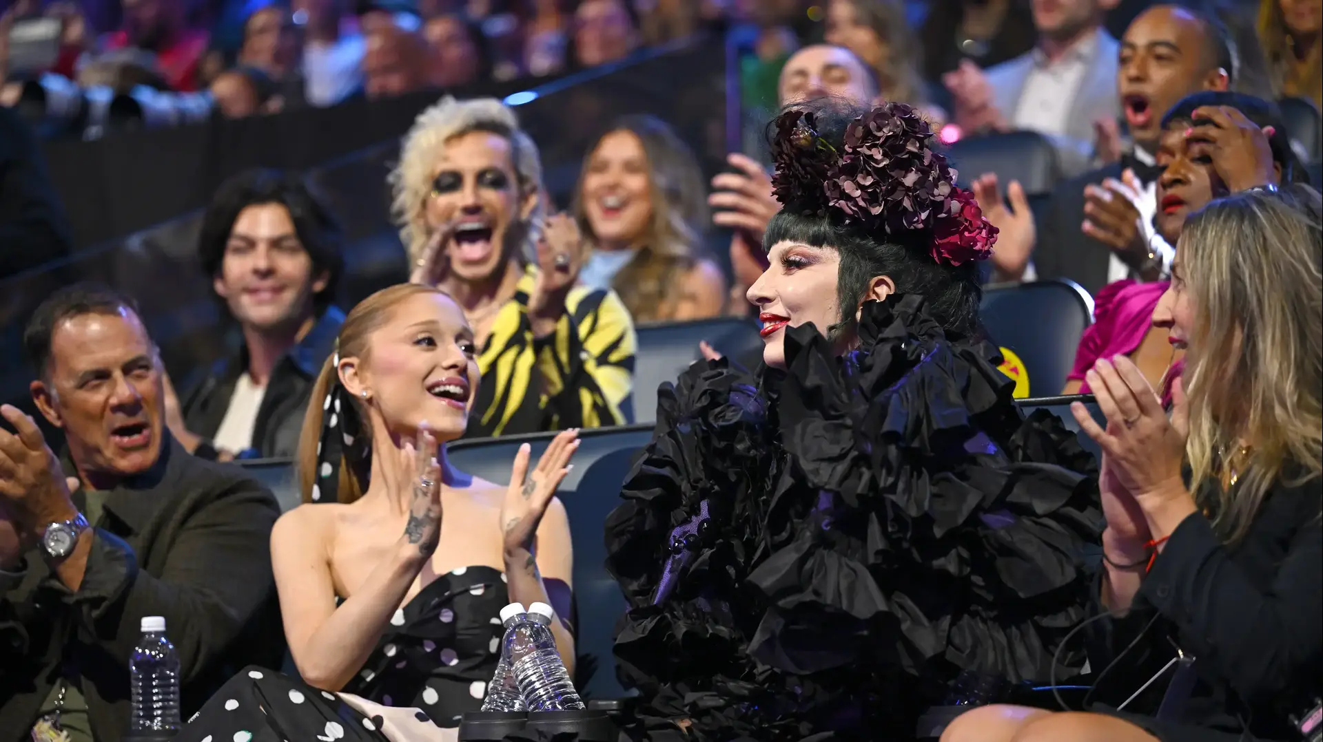 אריאנה גרנדה, ליידי גאגא, טקס ה-VMA של MTV 2025 אריאנה גרנדה, ליידי גאגא, טקס ה-VMA של MTV 2025
