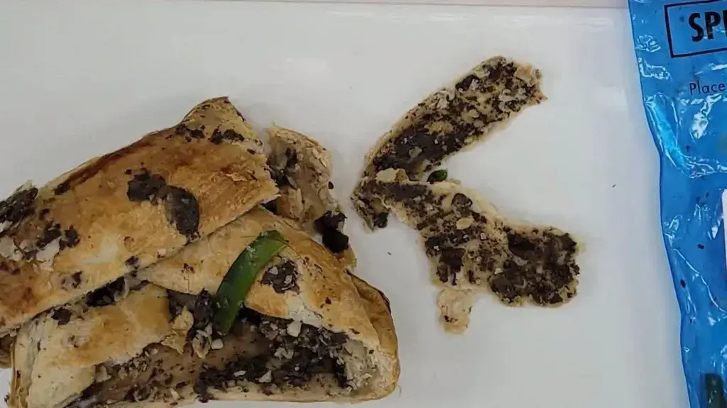 המנה המורעלת שהגישה ארין פטרסון לקרובי משפחתה המנה המורעלת שהגישה ארין פטרסון לקרובי משפחתה