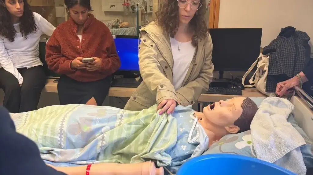 סטודנטים במרכז האקדמי שערי מדע ומשפט סטודנטים במרכז האקדמי שערי מדע ומשפט