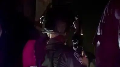 עובדי חברת החשמל מתקנים כבלי חשזמל בפזורה הבדואית תחת ירי.11.09.25
