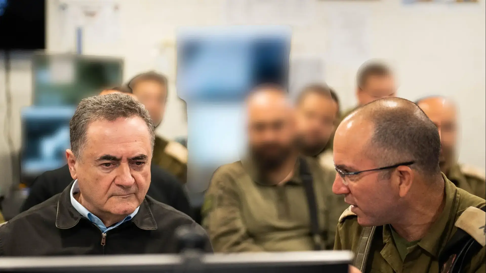 שר הביטחון ישראל כ"ץ בסיורבאוגדה 162, רצועת עזה, 16 בספטמבר 2025 שר הביטחון ישראל כ"ץ בסיורבאוגדה 162, רצועת עזה, 16 בספטמבר 2025