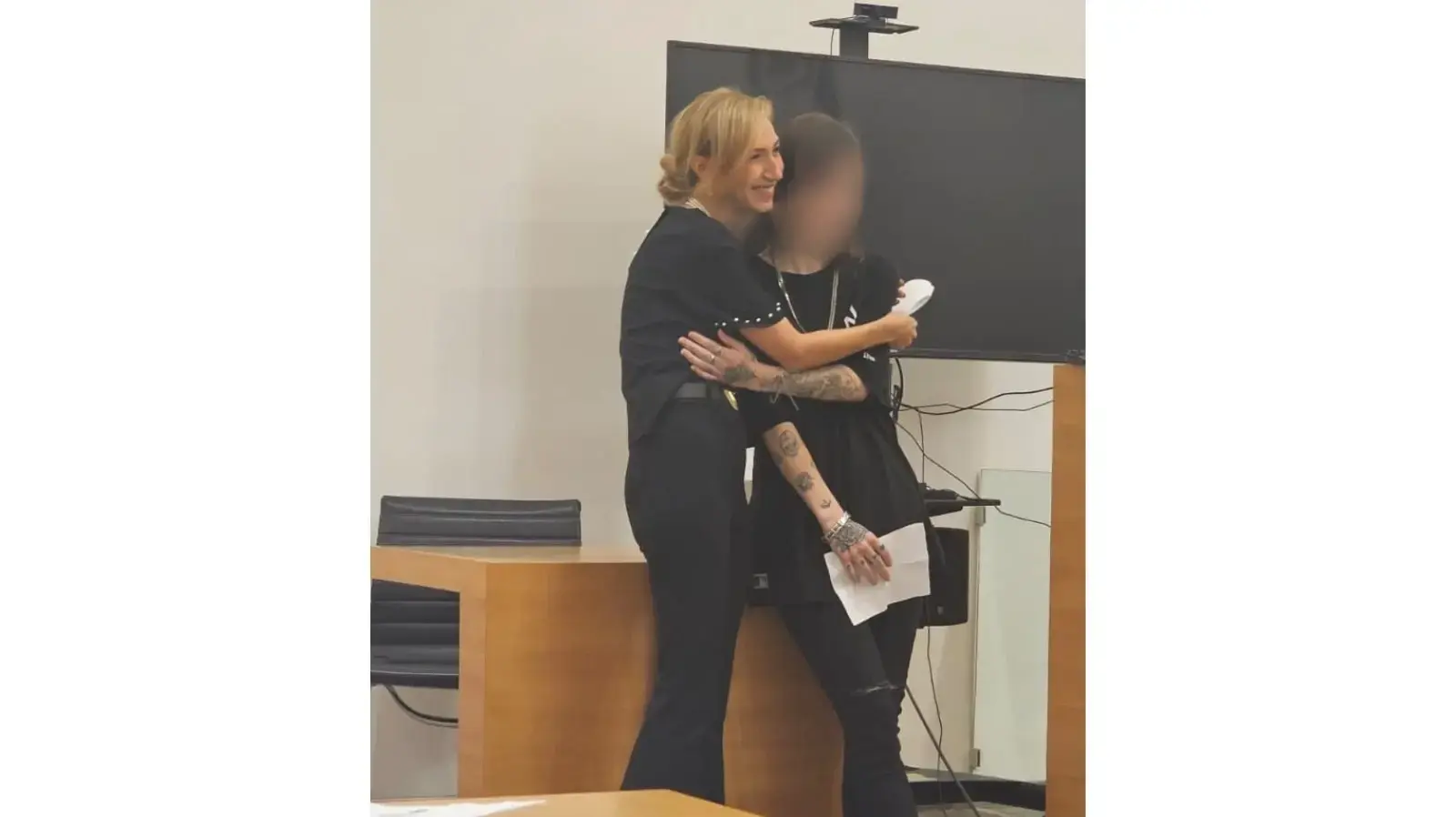 עו"ד דקלה ויסוצקי עם טיפאני עו"ד דקלה ויסוצקי עם טיפאני