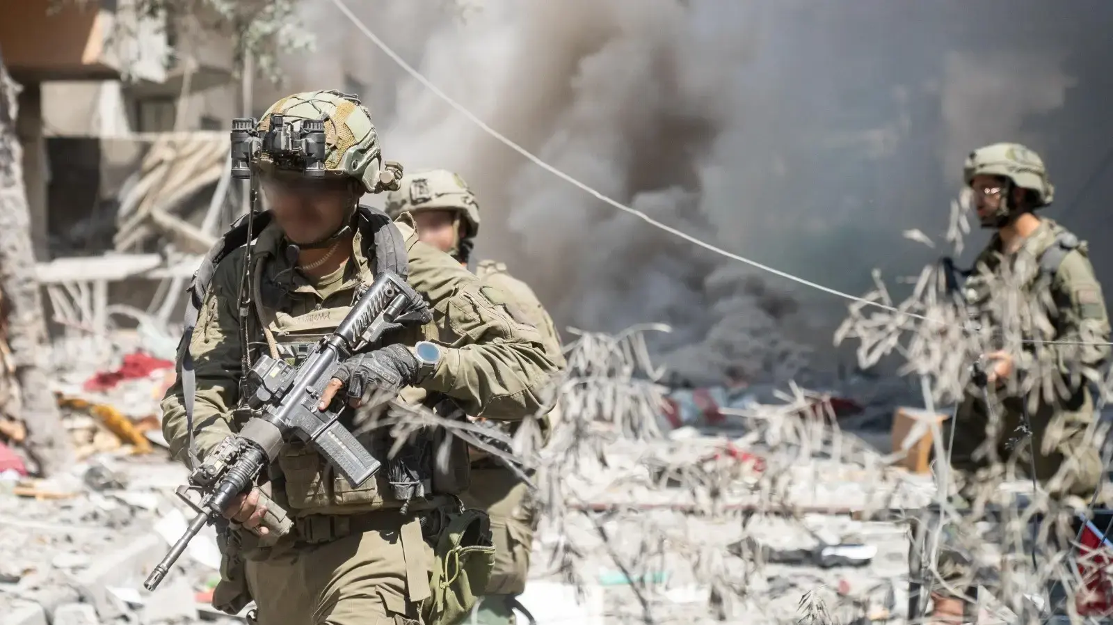 מפעילות כוחות צה"ל ברצועת עזה במסגרת מרכבות גדעון ב'. מפעילות כוחות צה"ל ברצועת עזה במסגרת מרכבות גדעון ב'.