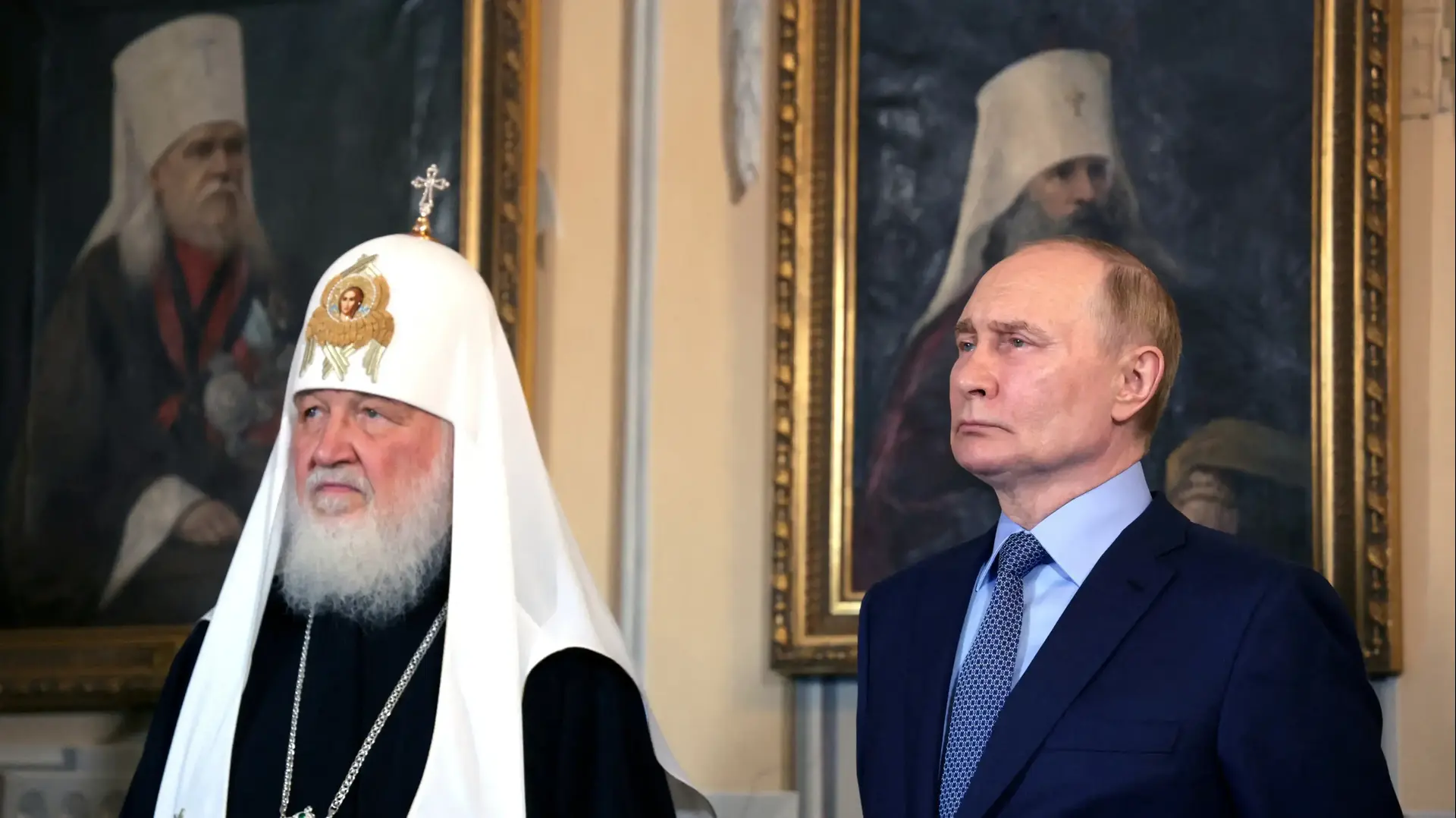 FILE PHOTO: Russian President Vladimir Putin and Patriarch Kirill of Moscow and all Russia visit the Trinity Lavra of St. Sergius monastery, which is considered the spiritual centre of the Russian Orthodox Church, in the town of Sergiyev Posad near Moscow, Russia June 26, 2024. Sputnik/Vyacheslav Prokofyev/Pool via REUTERS ATTENTION EDITORS - THIS IMAGE WAS PROVIDED BY A THIRD PARTY./File Photo
FILE PHOTO: Russian President Vladimir Putin and Patriarch Kirill of Moscow and all Russia visit the Trinity Lavra of St. Sergius monastery, which is considered the spiritual centre of the Russian Orthodox Church, in the town of Sergiyev Posad near Moscow, Russia June 26, 2024. Sputnik/Vyacheslav Prokofyev/Pool via REUTERS ATTENTION EDITORS - THIS IMAGE WAS PROVIDED BY A THIRD PARTY./File Photo