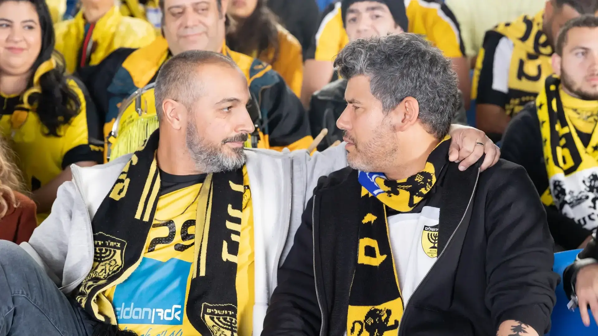 חנן סביון עם גיא עמיר, "באש ובמים" חנן סביון עם גיא עמיר, "באש ובמים"