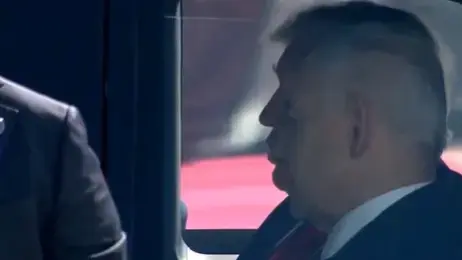 נשיא ארה"ב דונלד טראמפ עם רה"מ בנימין נתניהו, נתב"ג, 13 באוקטובר 2025 נשיא ארה"ב דונלד טראמפ עם רה"מ בנימין נתניהו, נתב"ג, 13 באוקטובר 2025