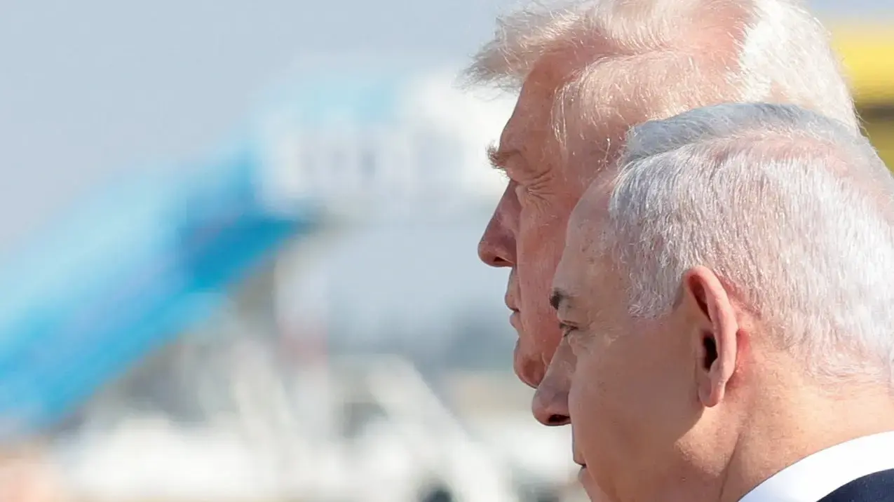 נשיא ארה"ב דונלד טראמפ עם רה"מ בנימין נתניהו, נתב"ג, 13 באוקטובר 2025 נשיא ארה"ב דונלד טראמפ עם רה"מ בנימין נתניהו, נתב"ג, 13 באוקטובר 2025