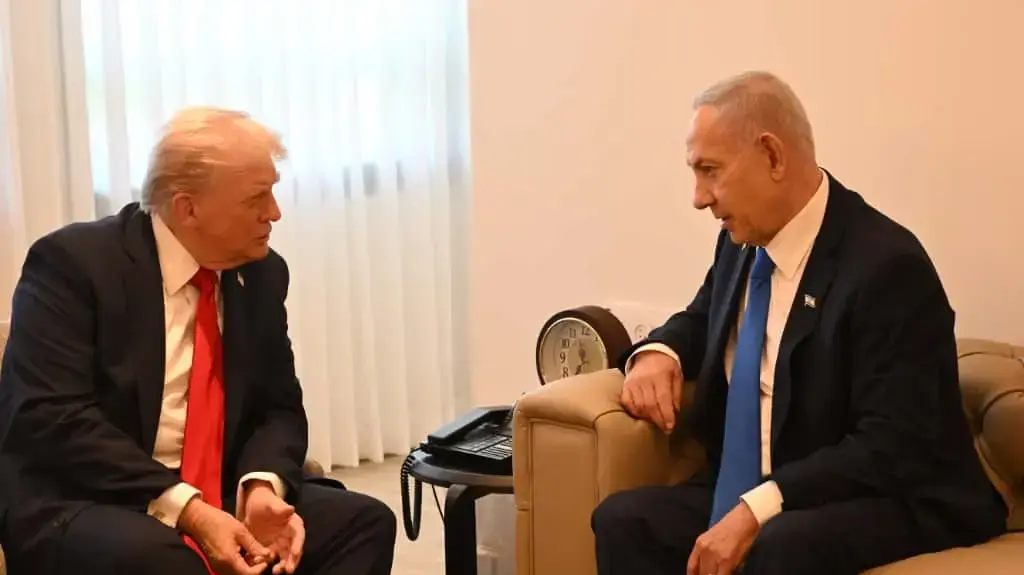 ראש הממשלה בנימין נתניהו נועד בכנסת עם נשיא ארה״ב דונלד טראמפ, 13 באוקטובר 2025 ראש הממשלה בנימין נתניהו נועד בכנסת עם נשיא ארה״ב דונלד טראמפ, 13 באוקטובר 2025