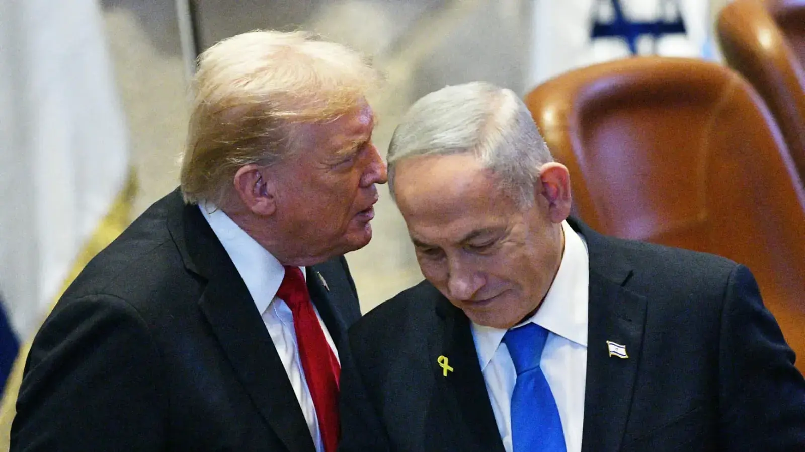 נשיא ארה"ב דונלד טראמפ, רה"מ בנימין נתניהו, 13 באוקטובר 2025 נשיא ארה"ב דונלד טראמפ, רה"מ בנימין נתניהו, 13 באוקטובר 2025