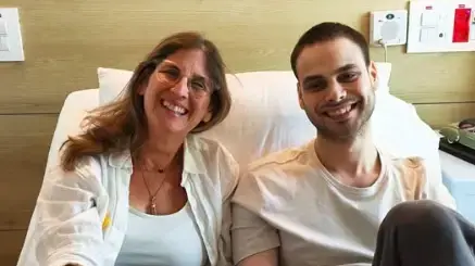 אלון ועידית אהל בבית החולים. 14.10.25