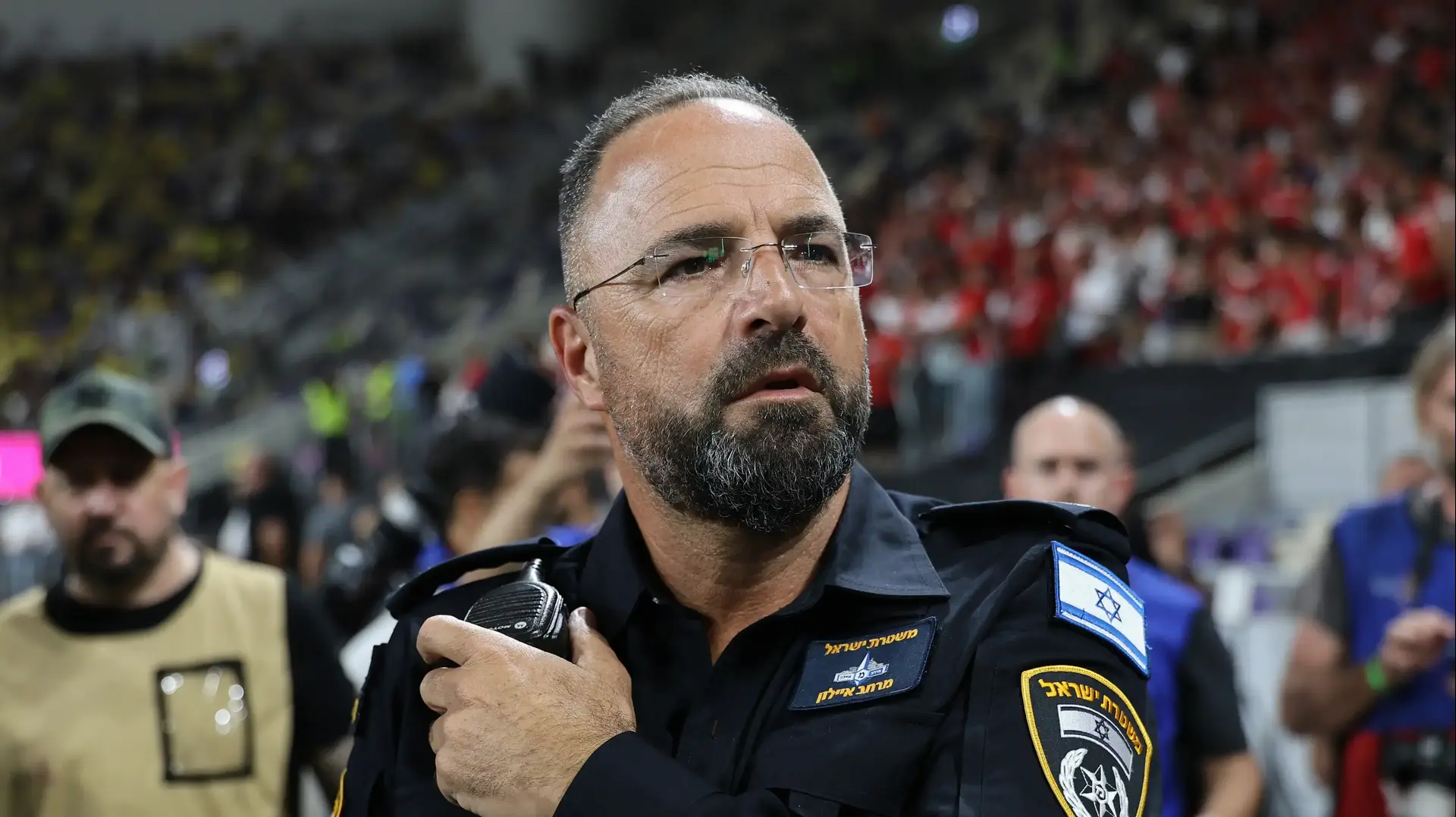 דניאל חדד מפקד מרחב איילון בזמן ביטול הדרבי בין הפועל תל אביב לבין מכבי תל אביב דניאל חדד מפקד מרחב איילון בזמן ביטול הדרבי בין הפועל תל אביב לבין מכבי תל אביב