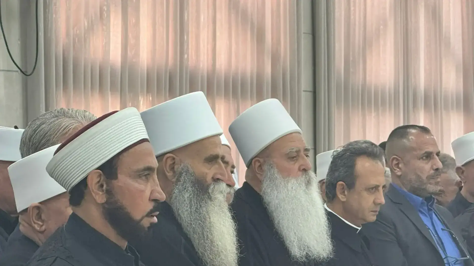 הלוויתו של השופט הדרוזי פארס פלאח בכפר סמיע. 20.10.25 הלוויתו של השופט הדרוזי פארס פלאח בכפר סמיע. 20.10.25