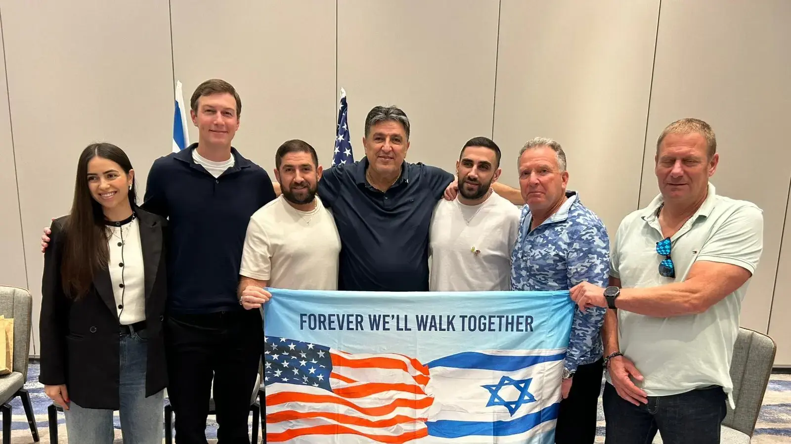 שורדי שבי נפגשו עם השליח המיוחד וויטקוף וג׳ארד קושנר, 21 באוקטובר 2025 שורדי שבי נפגשו עם השליח המיוחד וויטקוף וג׳ארד קושנר, 21 באוקטובר 2025