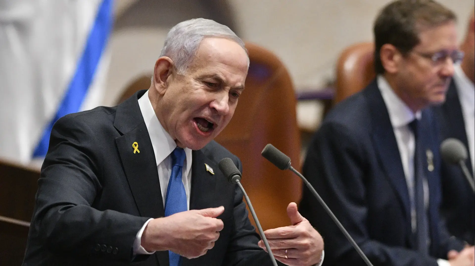 רה"מ בנימין נתניהו,נשיא המדינה יצחק הרצוג, פתיחת מושב הכנסת, 20 באוקטובר 2025 רה"מ בנימין נתניהו,נשיא המדינה יצחק הרצוג, פתיחת מושב הכנסת, 20 באוקטובר 2025