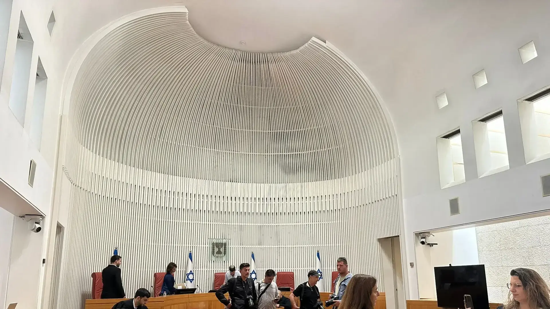דיון בעתירה לגיוס תלמידי ישיבות החייבים בגיוס, לאחר מתן צווים על תנאי, בימ"ש עליון דיון בעתירה לגיוס תלמידי ישיבות החייבים בגיוס, לאחר מתן צווים על תנאי, בימ"ש עליון