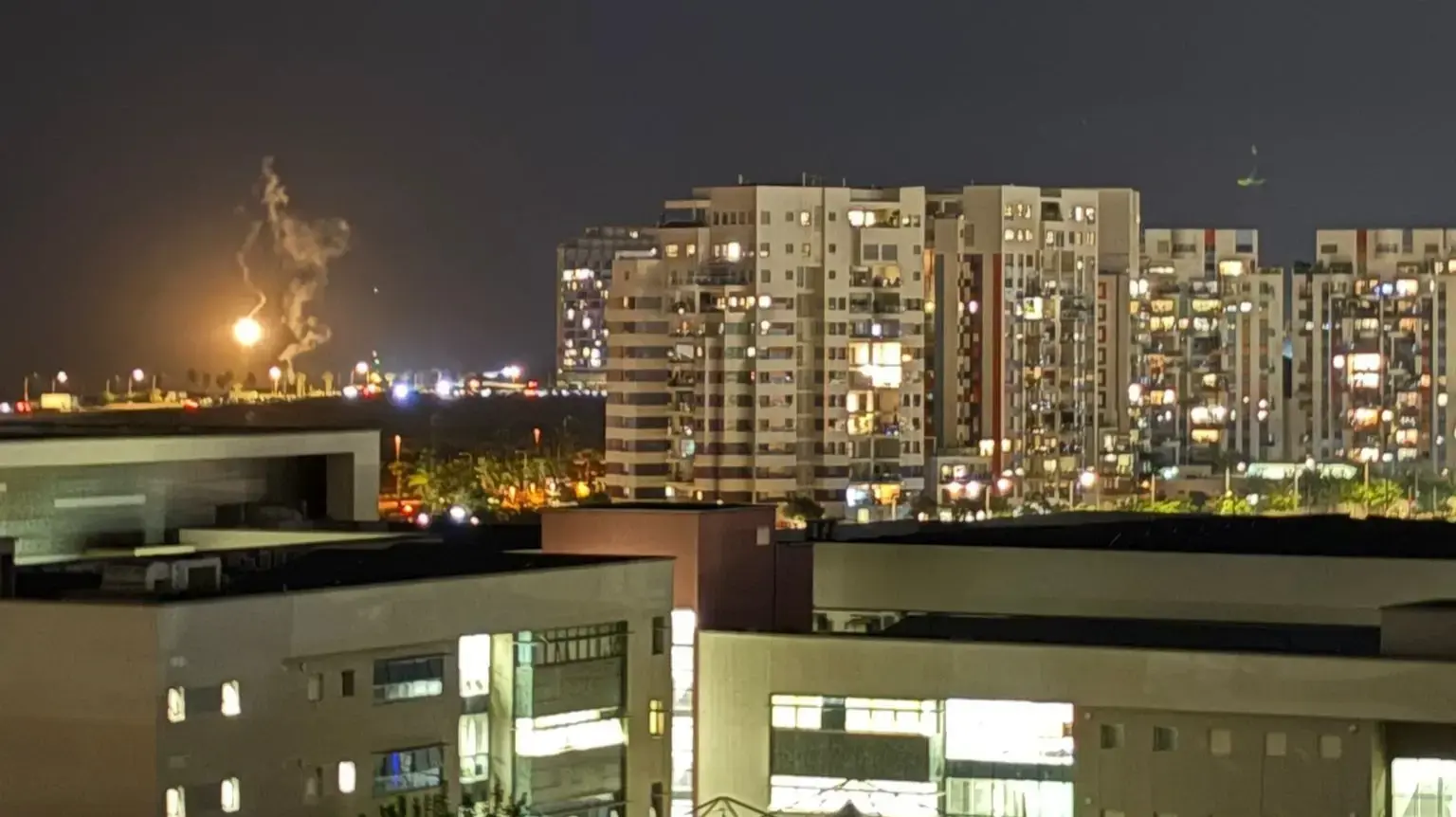 חיפושים אחר הפצ"רית בחוף הצוק בהרצליה, 2 בנובמבר 2025 חיפושים אחר הפצ"רית בחוף הצוק בהרצליה, 2 בנובמבר 2025