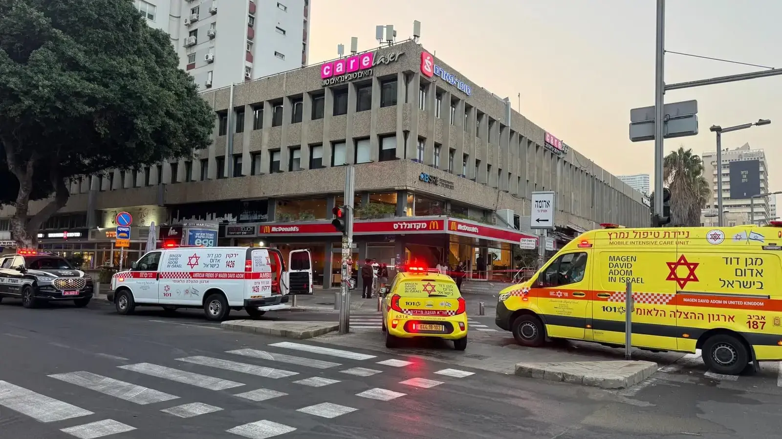 זירת הדקירה באבן גבירול בתל אביב, 7 בנובמבר 2025