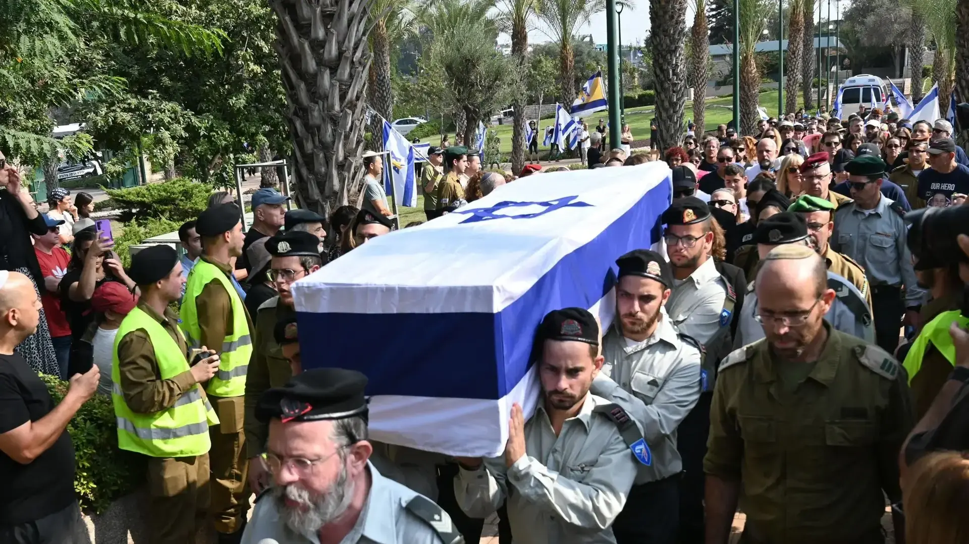 הלוויתו של עומר נאוטרה. 7 בנובמבר 2025 הלוויתו של עומר נאוטרה. 7 בנובמבר 2025