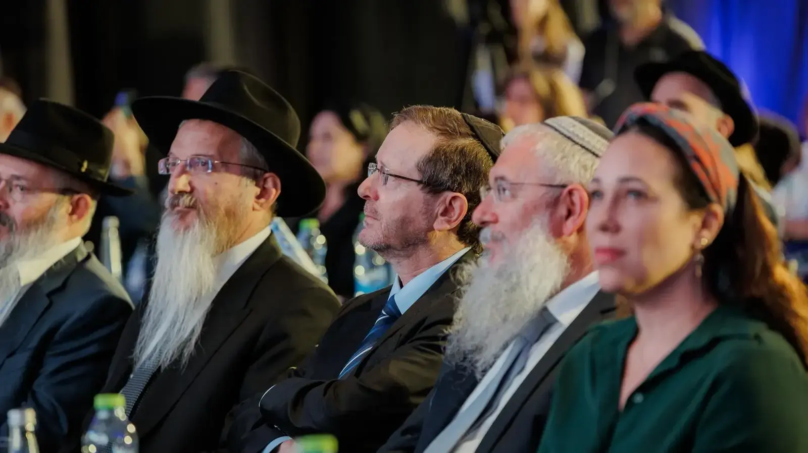 הנשיא יצחק הרצוג בכנס של איגוד הקהילות היהודיות במדינות ברית המועצות לשעבר הנשיא יצחק הרצוג בכנס של איגוד הקהילות היהודיות במדינות ברית המועצות לשעבר