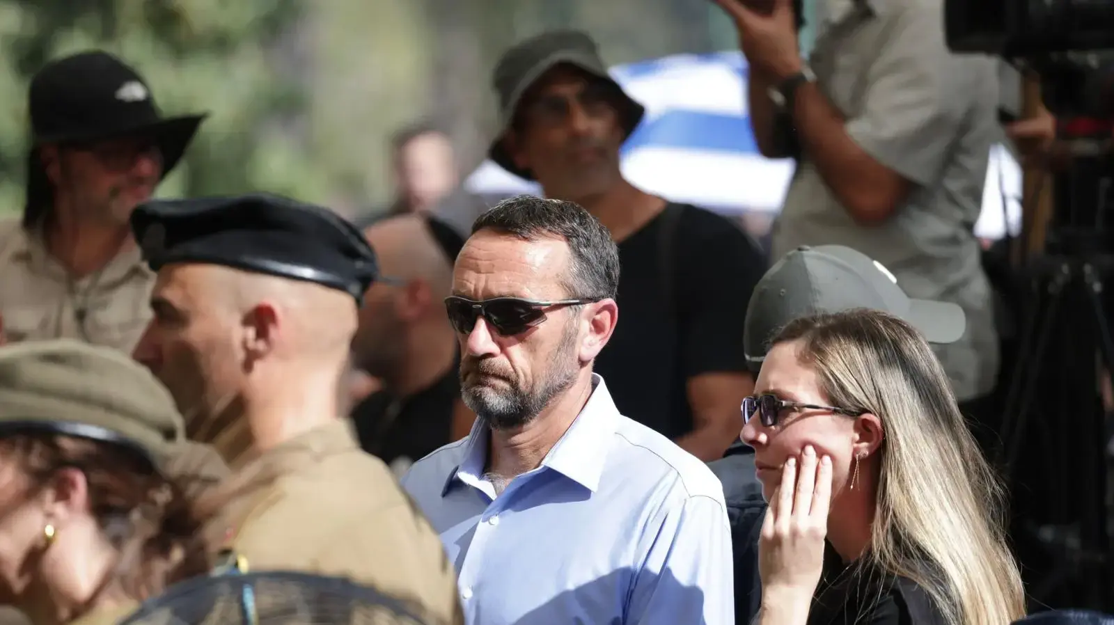 הרצי הלוי, הלוויה של איתי חן, בית העלמין קריית שאול, 9 בנובמבר 2025 הרצי הלוי, הלוויה של איתי חן, בית העלמין קריית שאול, 9 בנובמבר 2025