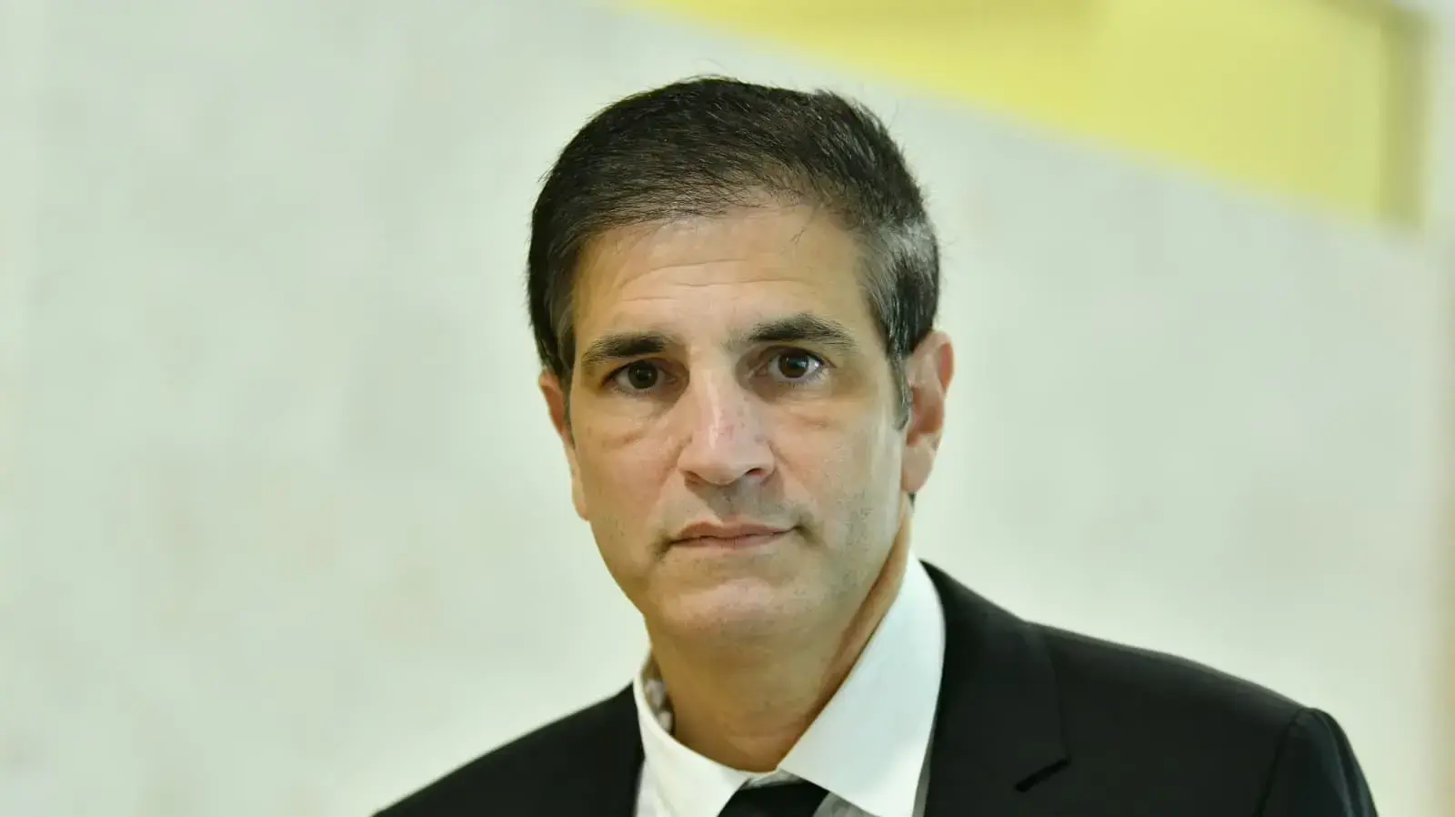 עורך הדין של לין פאר, קובי בן שעיה
עורך הדין של לין פאר, קובי בן שעיה