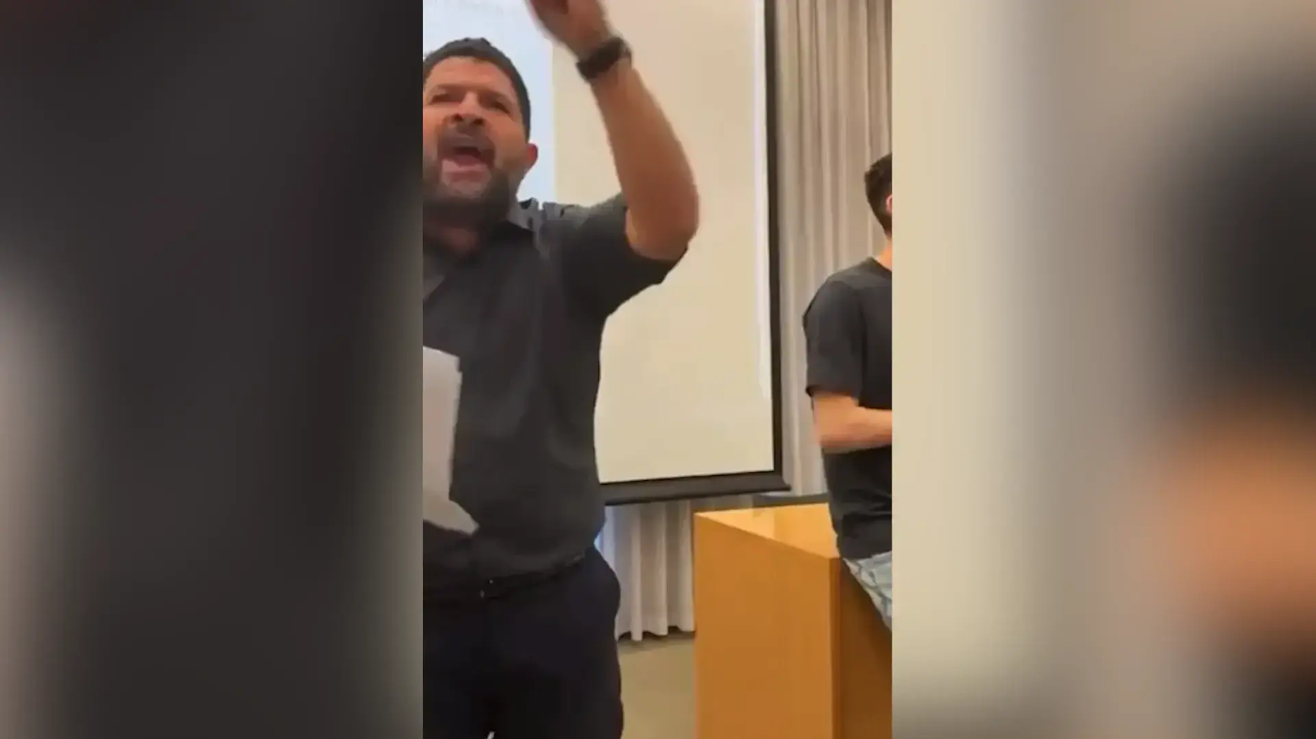 עימות בקמפוס בן גוריון: סגן השר אלמוג כהן פוצץ שיעור של מרצה שהתבטא נגד חיילי צה"ל