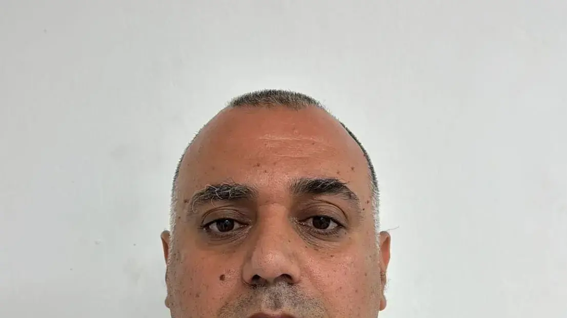 רמי פלה,מדריך שחמט במספר בתי ספר יסודיים באיזור העיר טבריה, חשוד בביצוע עבירות מין בתלמידות רמי פלה,מדריך שחמט במספר בתי ספר יסודיים באיזור העיר טבריה, חשוד בביצוע עבירות מין בתלמידות