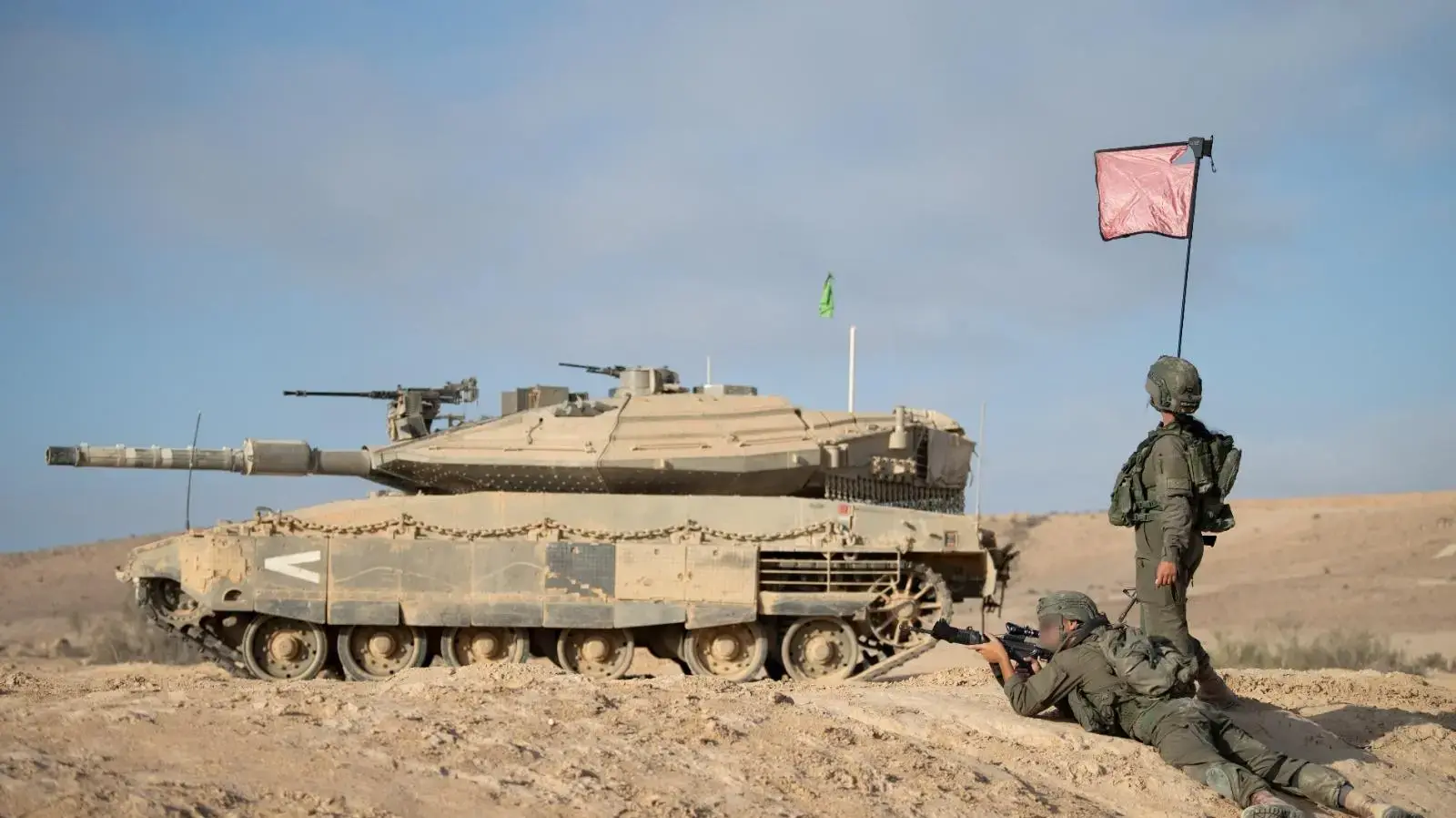 סיכול של כ-85 נשקים החודש: תיעוד מפעילות אוגדה 80 בגבול המערבי. סיכול של כ-85 נשקים החודש: תיעוד מפעילות אוגדה 80 בגבול המערבי.