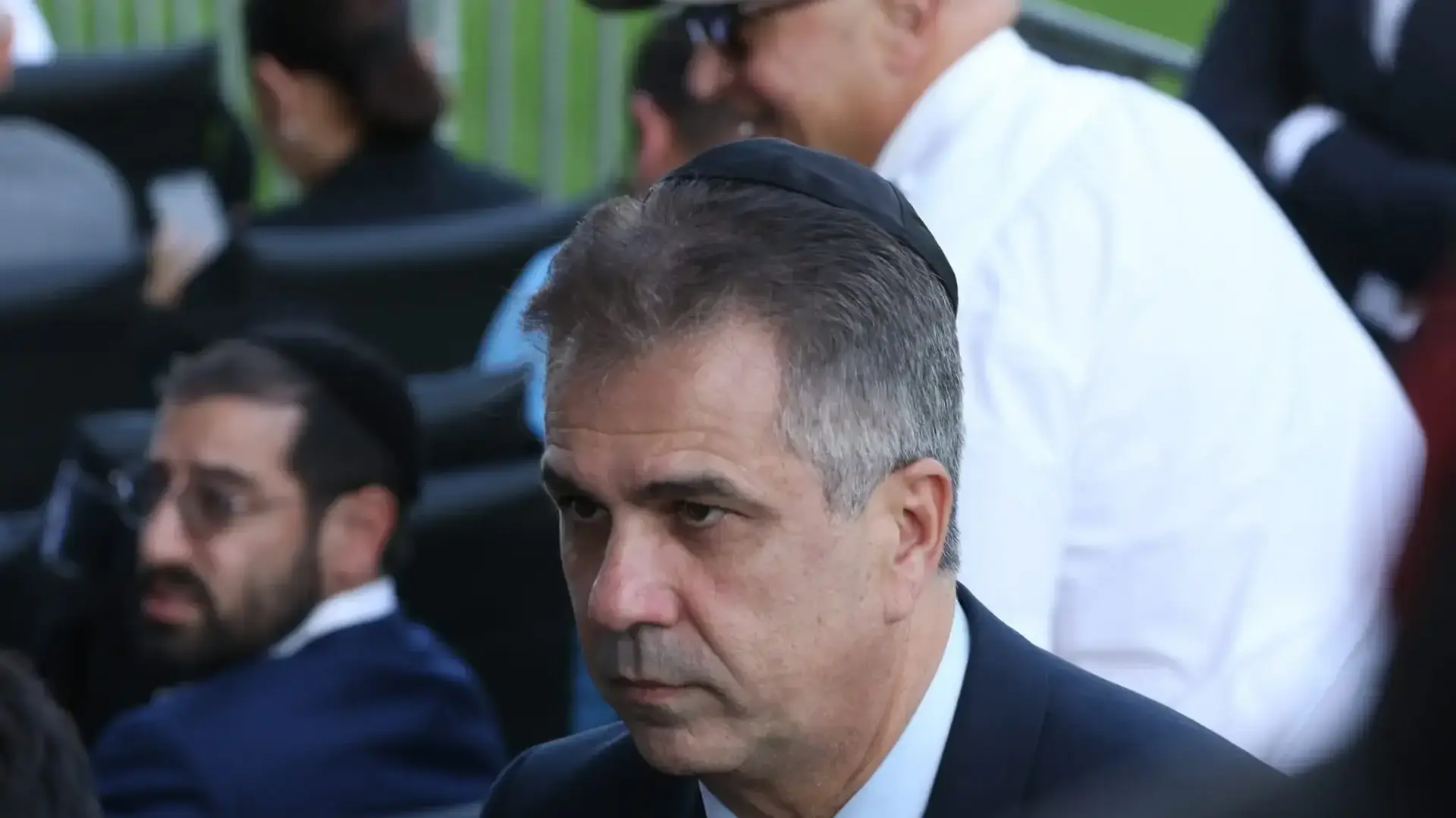 אלי כהן, הלווית מרים פיירברג, אצטדיון נתניה, 23 בנובמבר 2025 אלי כהן, הלווית מרים פיירברג, אצטדיון נתניה, 23 בנובמבר 2025