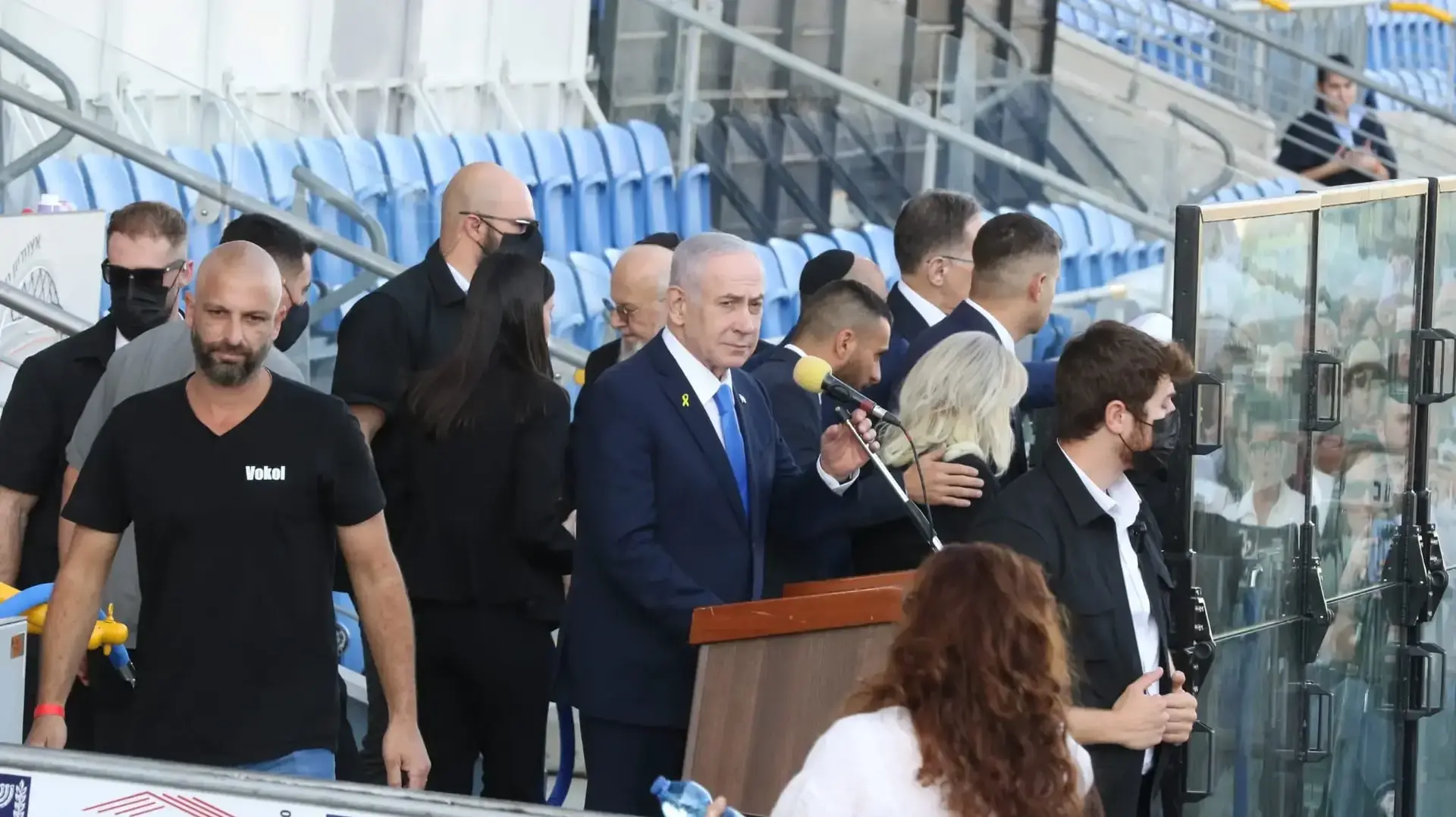 רה"מ בנימין נתניהו, הלווית מרים פיירברג, אצטדיון נתניה, 23 בנובמבר 2025 רה"מ בנימין נתניהו, הלווית מרים פיירברג, אצטדיון נתניה, 23 בנובמבר 2025