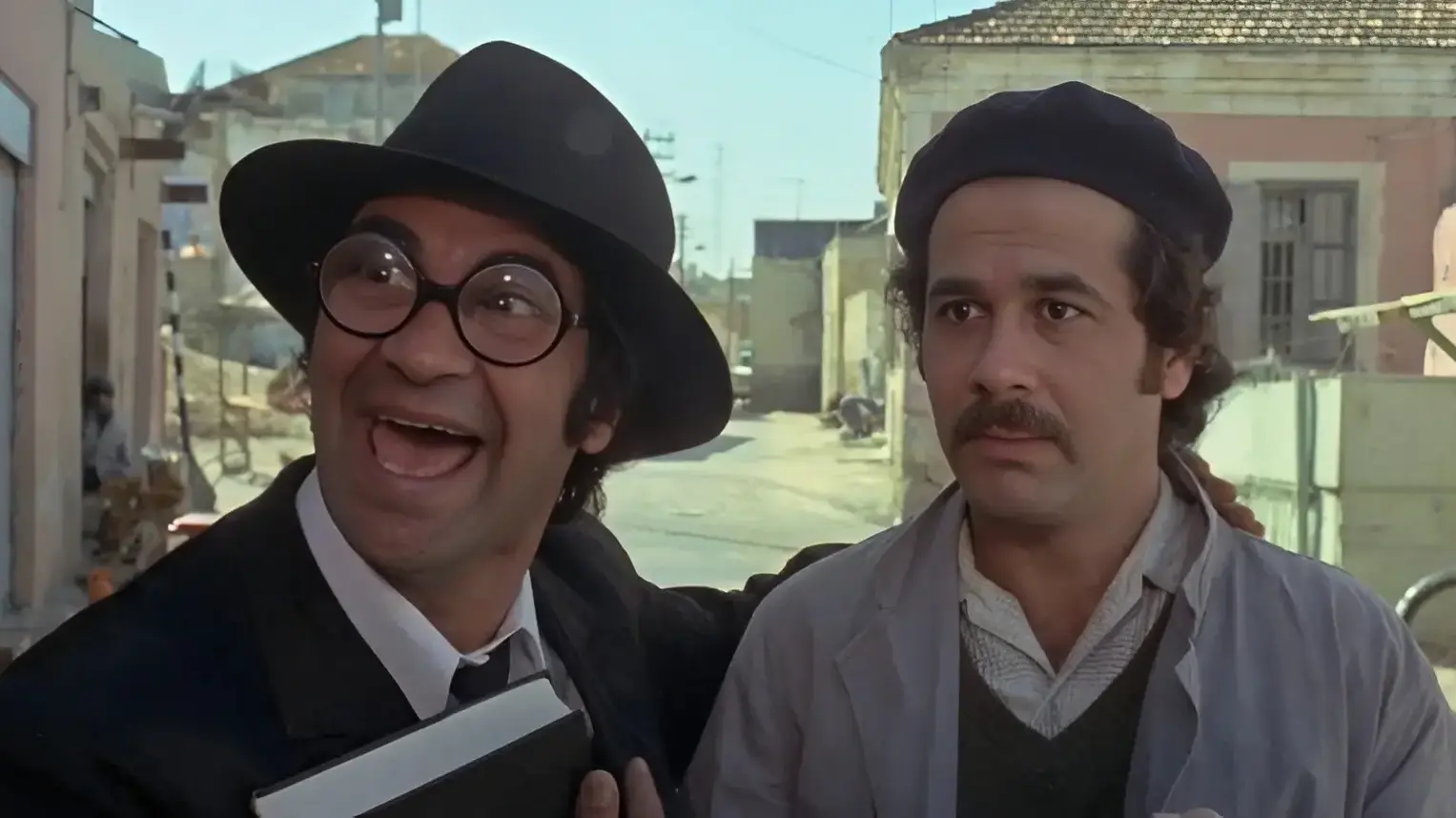 יהודה ברקן וזאב רווח מתוך הסרט "חגיגה בסנוקר" יהודה ברקן וזאב רווח מתוך הסרט "חגיגה בסנוקר"