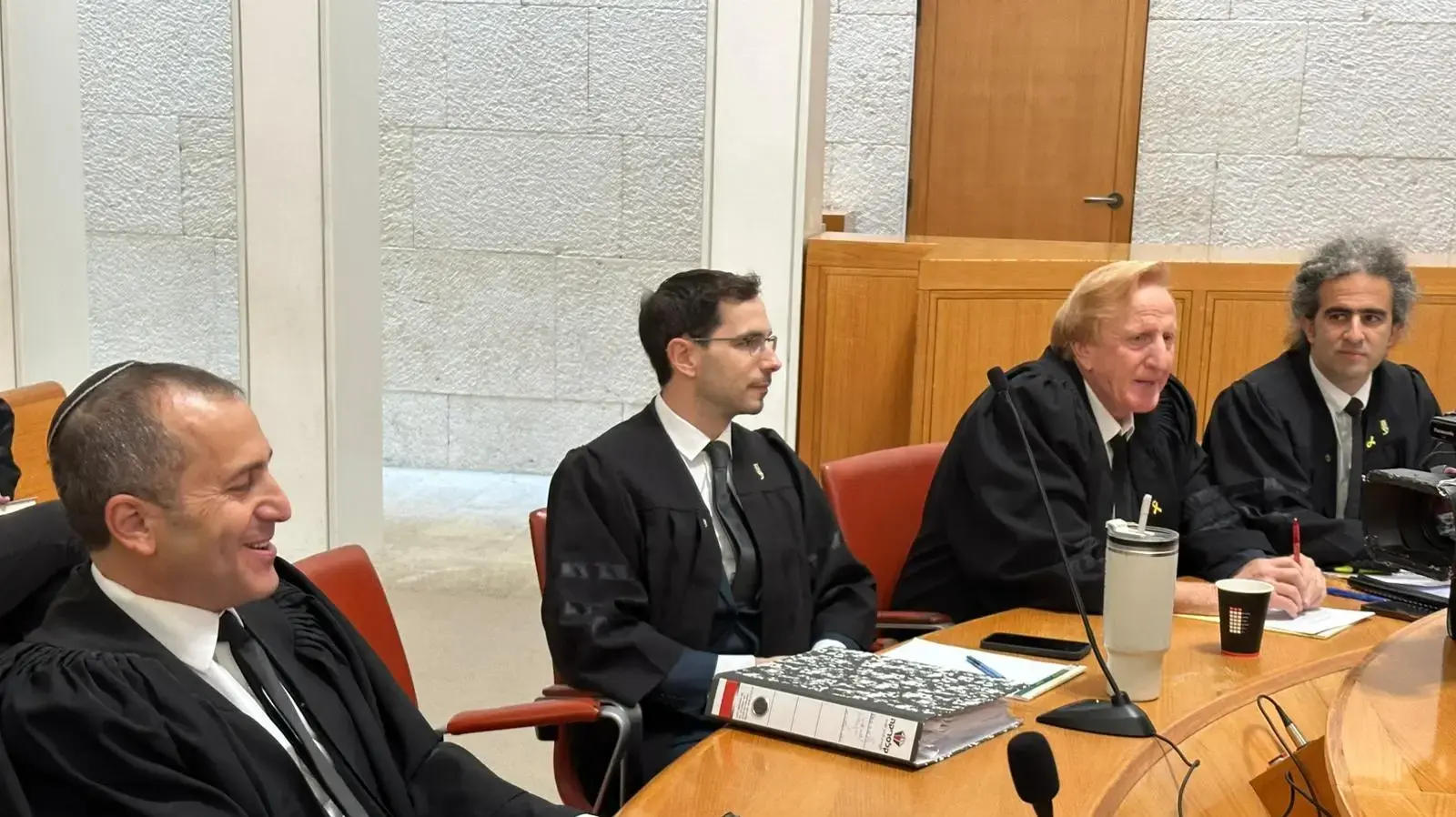 דיון בעתירות לבג"ץ נגד מינויו של השופט בדימוס יוסף בן חמו לליווי חקירת הפצ"רית דיון בעתירות לבג"ץ נגד מינויו של השופט בדימוס יוסף בן חמו לליווי חקירת הפצ"רית