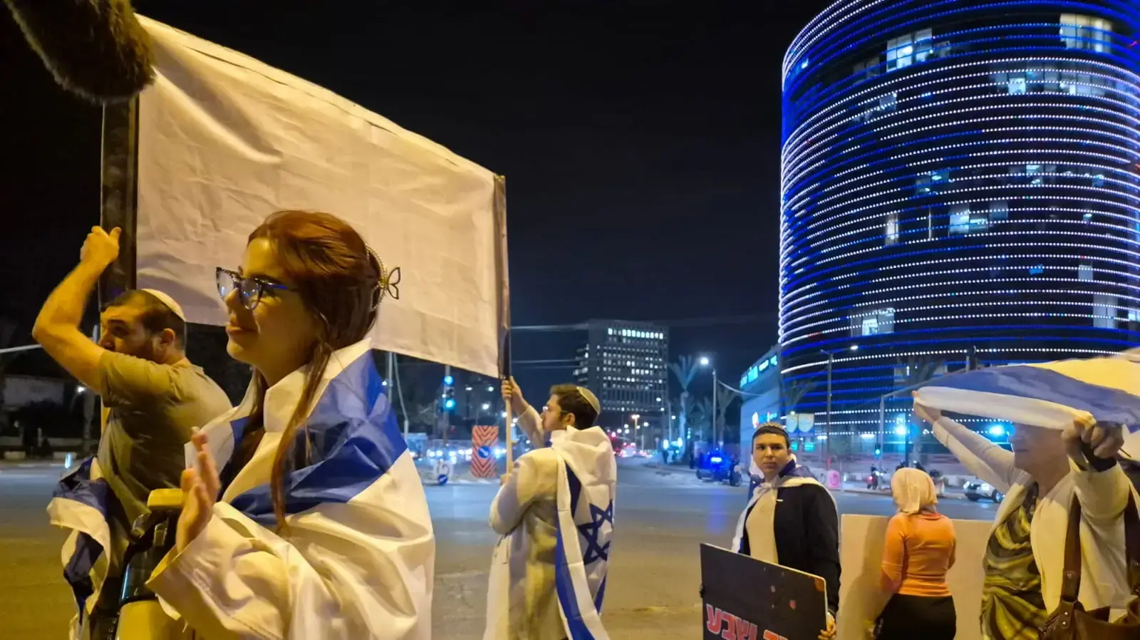 תושבי באר שבע מפגינים ודורשים "ביטחון בנגב"